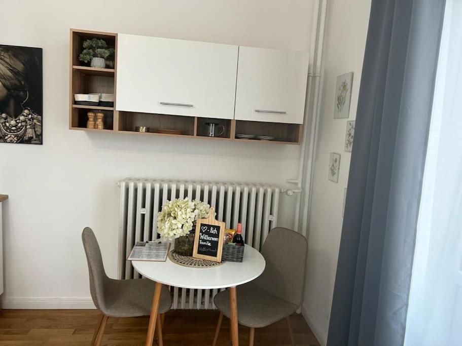 Stay Studio 2 Villa Mercedes Balkon Zentrum Parkplatz Bad Pyrmont Exterior photo